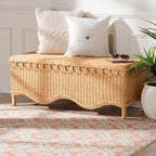Banc d'appoint Erla Bohème en rotin clair avec bordure festonnée
