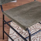 Chaise de salle à manger industrielle Leffler en acier poncé et tissu